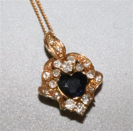 18ct Sapphire & diamond pendant